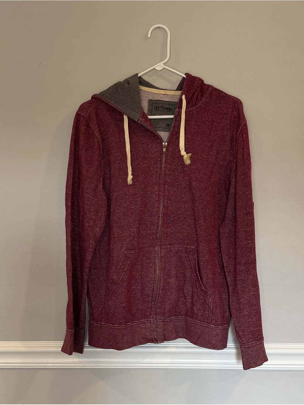 urban pipeline Maroon Zip-Up Hooded Sweater